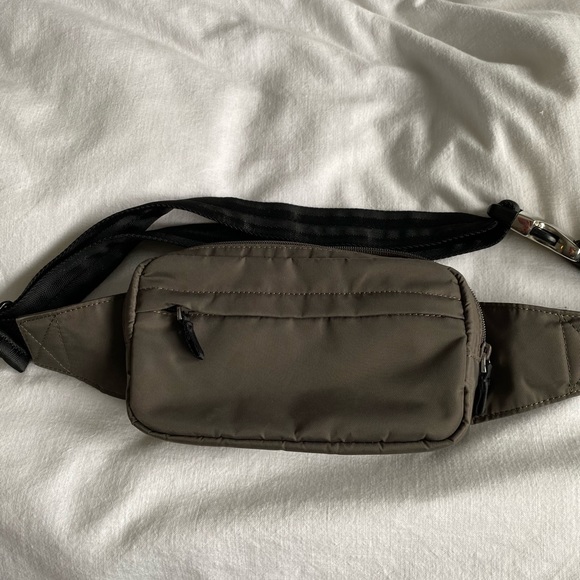 Aritzia Bags Belt Bag Poshmark